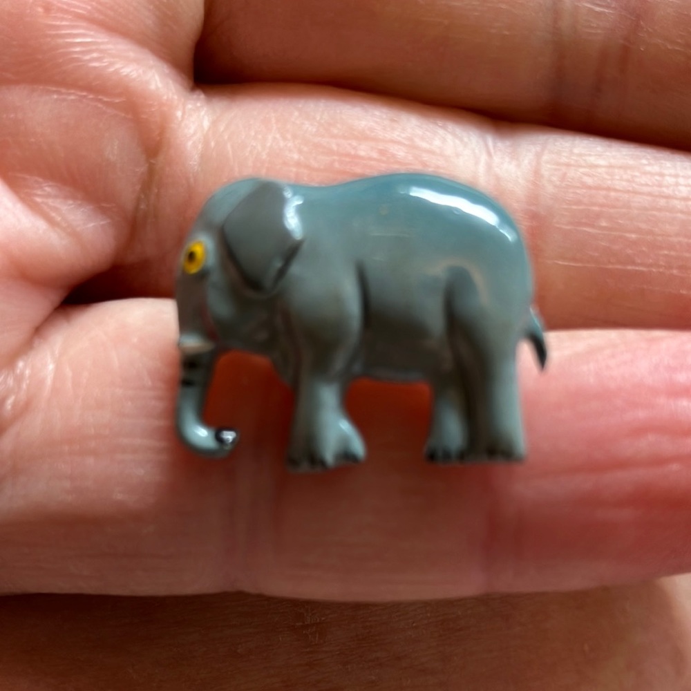 Vintage Enamel Elephant Brooch
